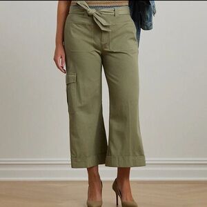 NWT Lauren Ralph Lauren
Plus Size Pleated Cotton Twill Wide-Leg Cargo Pants